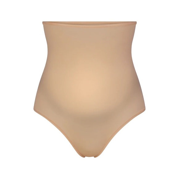 New clay
MATERNITY HIGH-WAISTED THONG - Picture 1 of 6